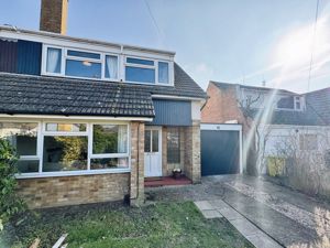 SEAVIEW ROAD- click for photo gallery